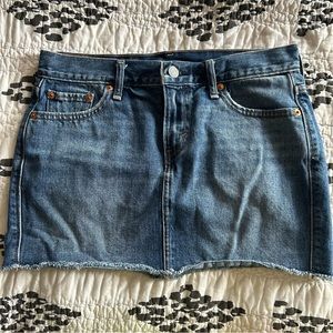 Levi’s denim skirt